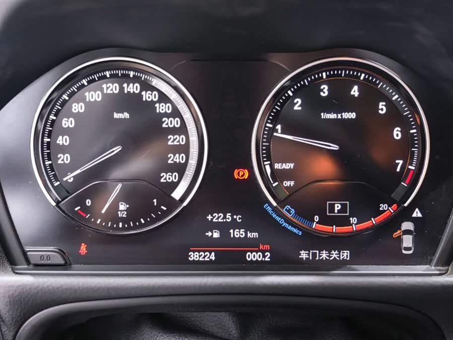 BMW 1 Series 2022 — фото 12