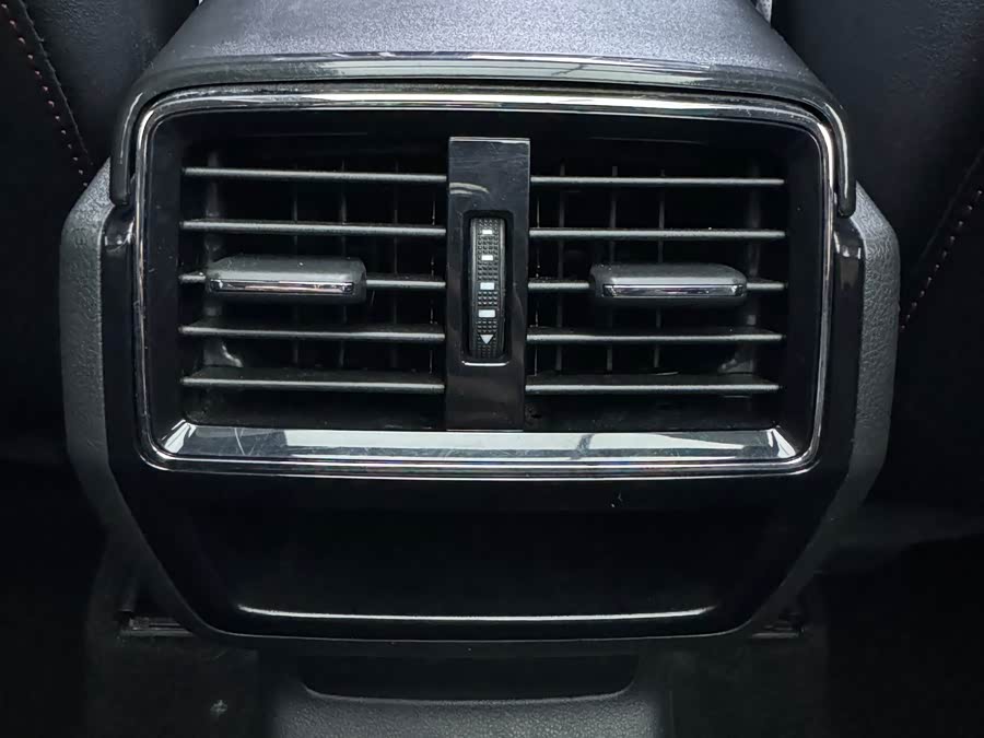 Skoda Korok 2022 — фото 18