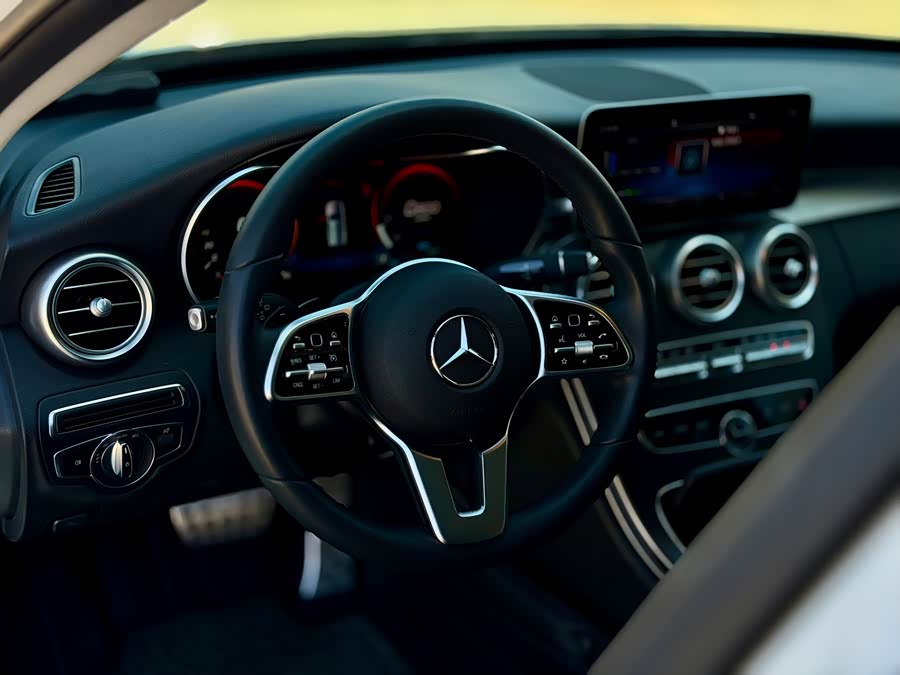 Mercedes-Benz C-Class 2020