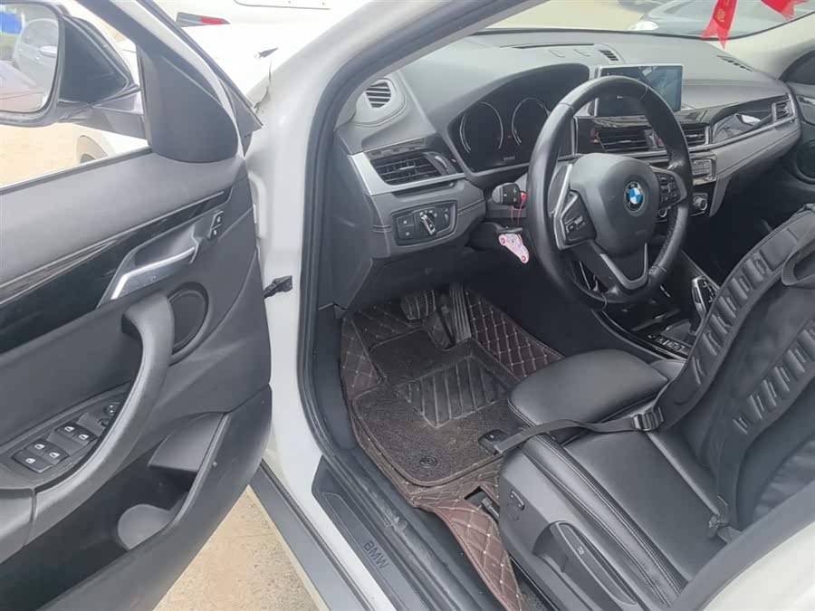 BMW X2 2019 — фото 16