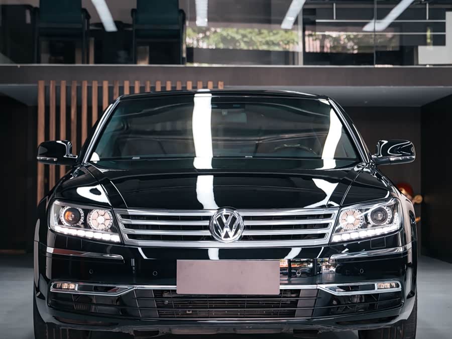 Volkswagen Phaeton 2012