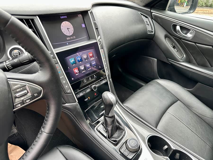 Infiniti Q50L 2016