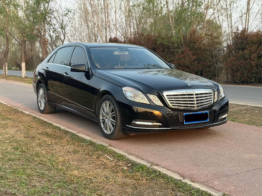 Mercedes-Benz E-Class 2012