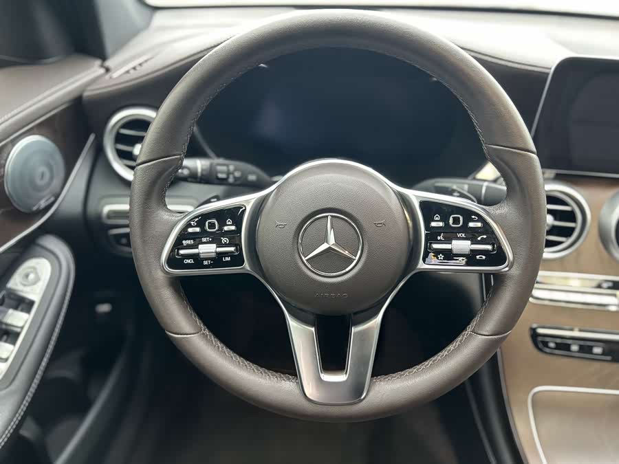 Mercedes-Benz GLC 2020 — фото 13