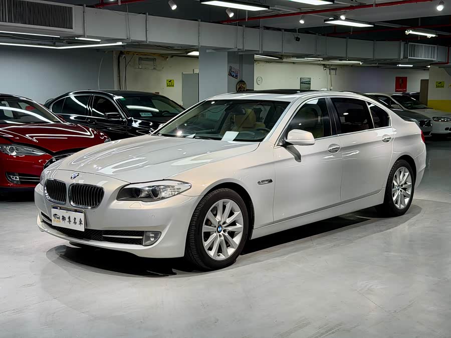 BMW 5 Series 2011