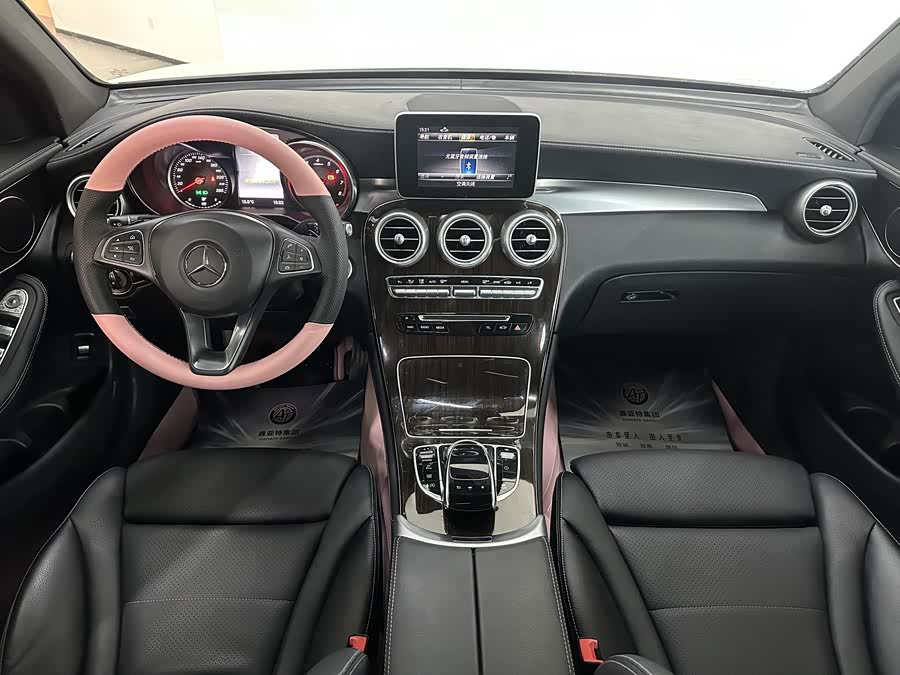 Mercedes-Benz GLC 2018 — фото 20