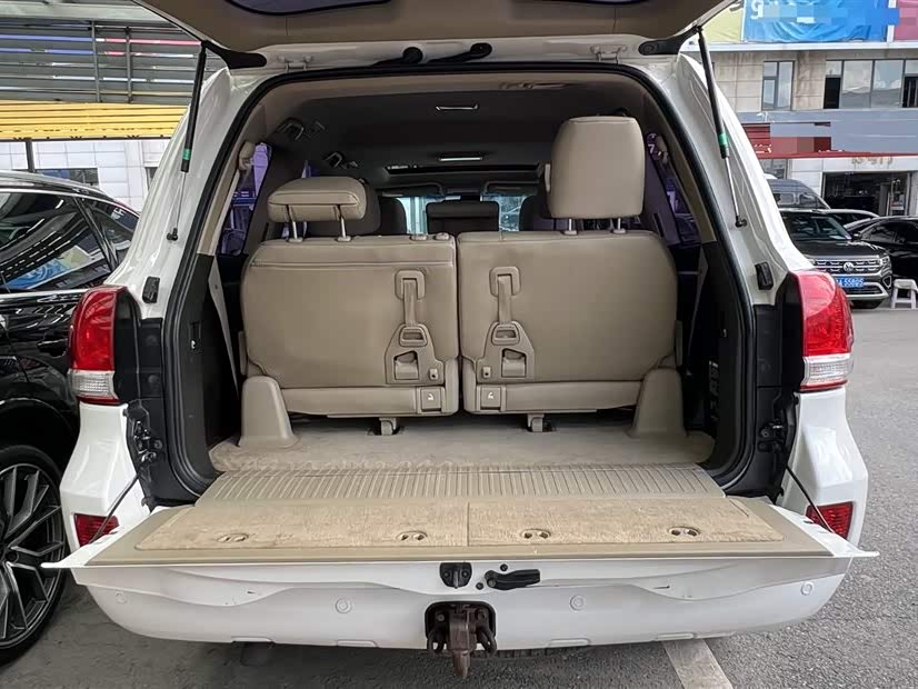 Toyota Land Cruiser 2007 — фото 26