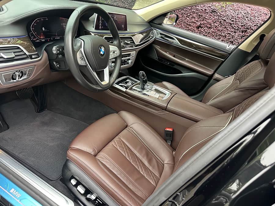 BMW 7 Series 2019