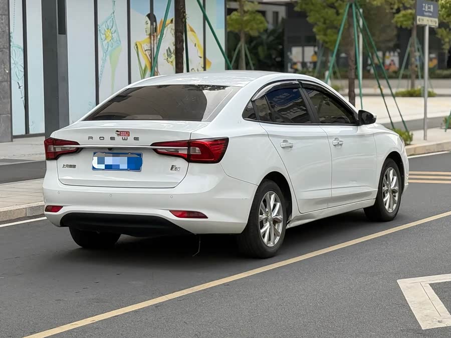 Roewe i5 2019