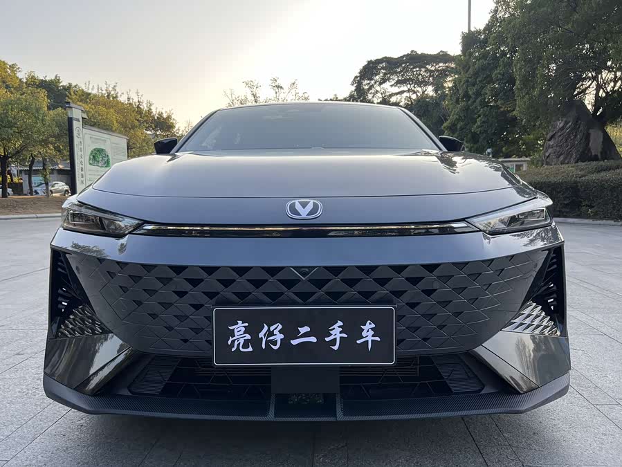 Changan UNI-V 2024