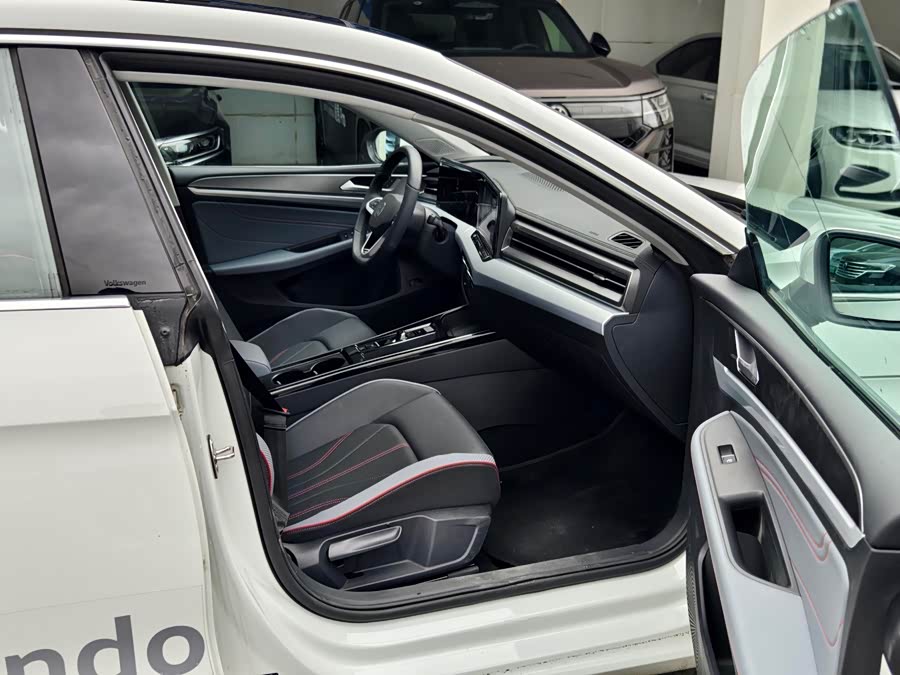 Volkswagen Lamando 2025
