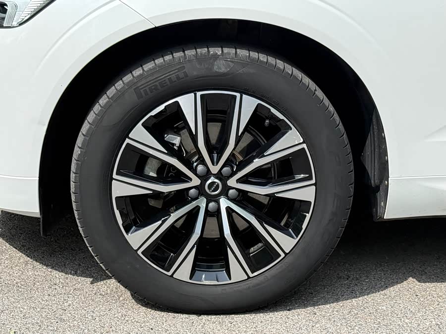 Volvo XC60 2023