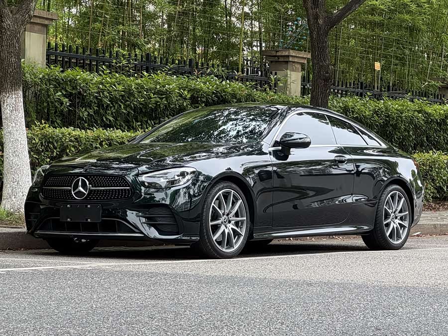 Mercedes-Benz E-Class 2023