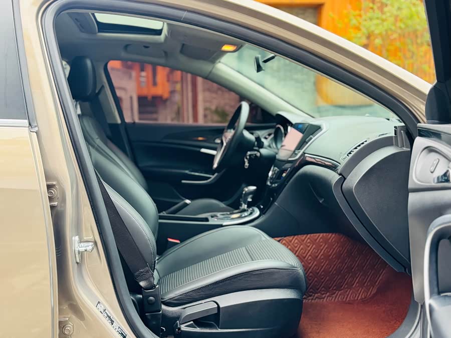 Buick Regal 2015 — фото 13