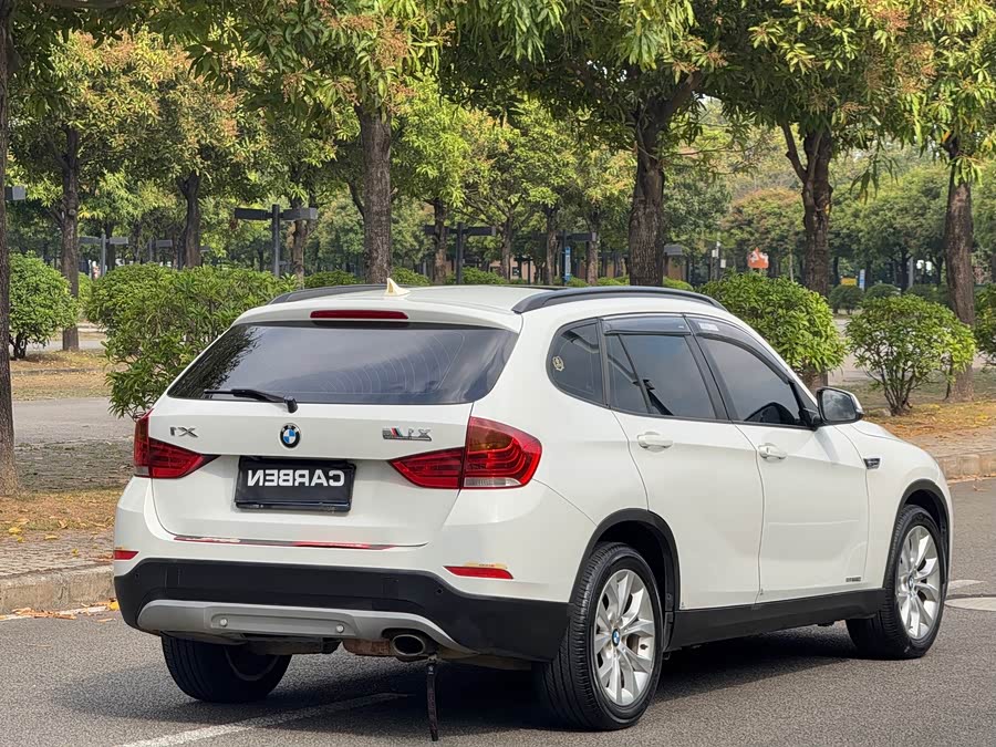 BMW X1 2013 — фото 16