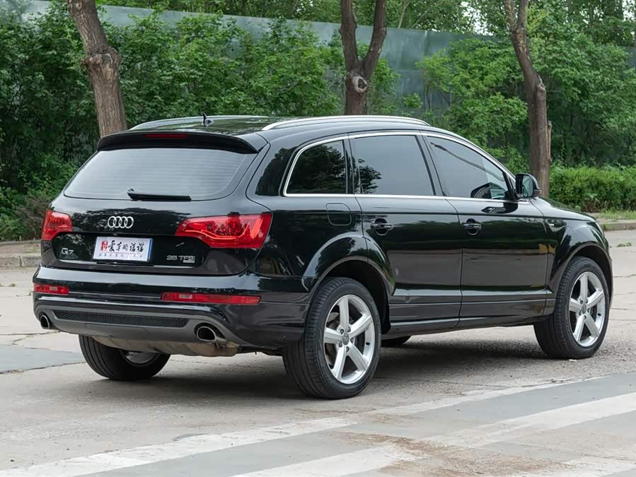 Audi Q7 2014