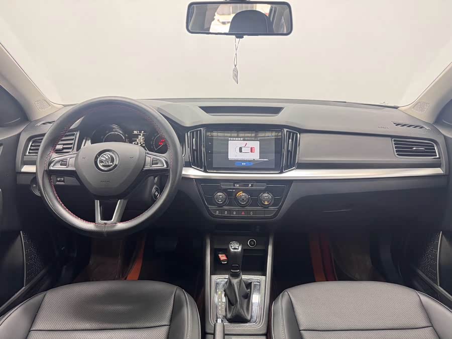 Skoda Kamiq 2023 — фото 14