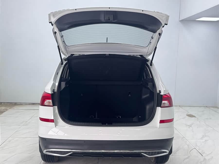 Skoda Kamiq 2023 — фото 15