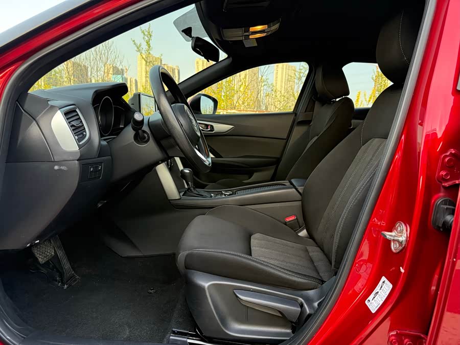 Mazda CX-4 2018