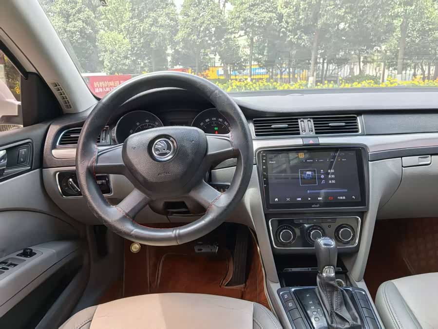 Skoda Speedy 2013 — фото 10