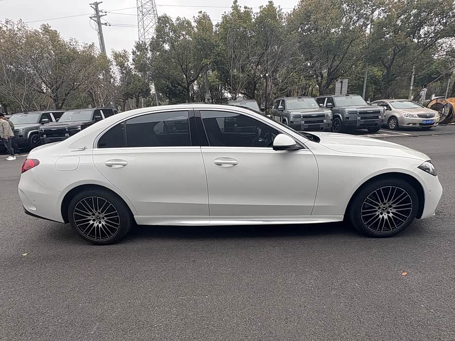 Mercedes-Benz C-Class 2022