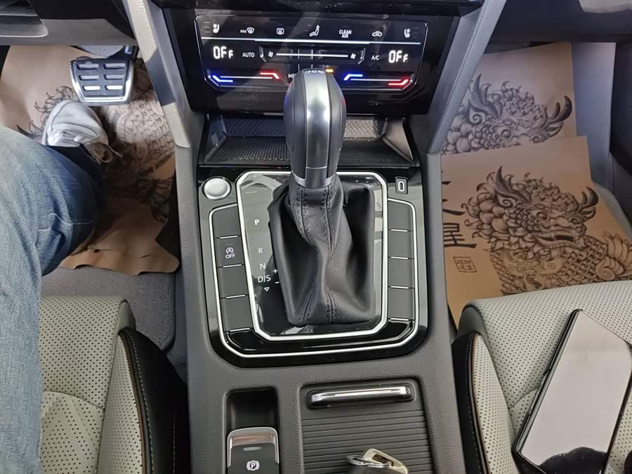 Volkswagen Magotan 2025