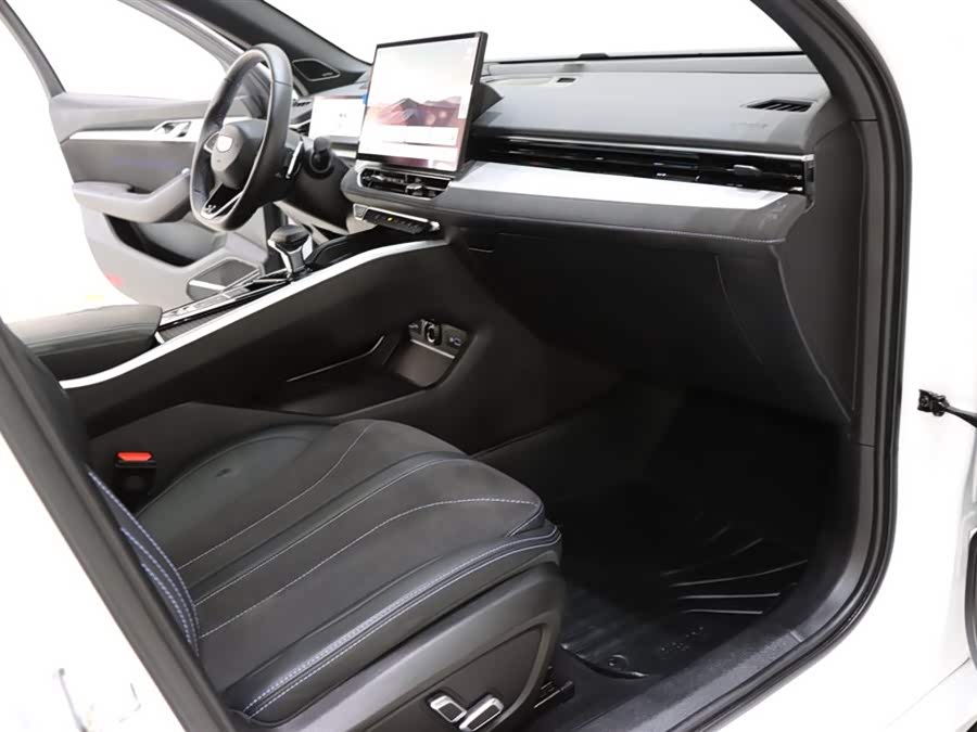 Geely Xingrui 2025
