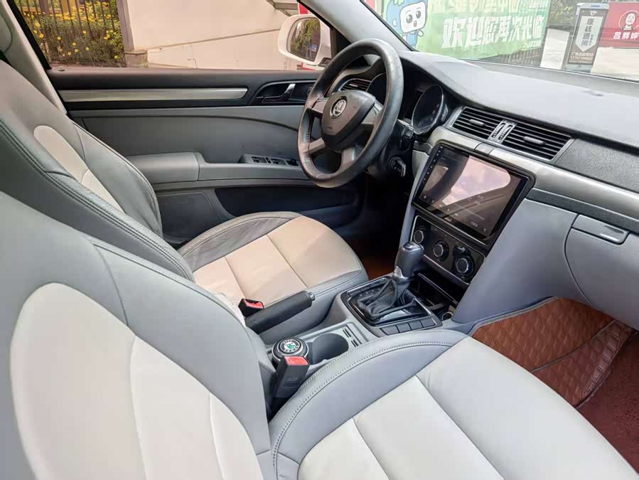 Skoda Speedy 2013 — фото 16