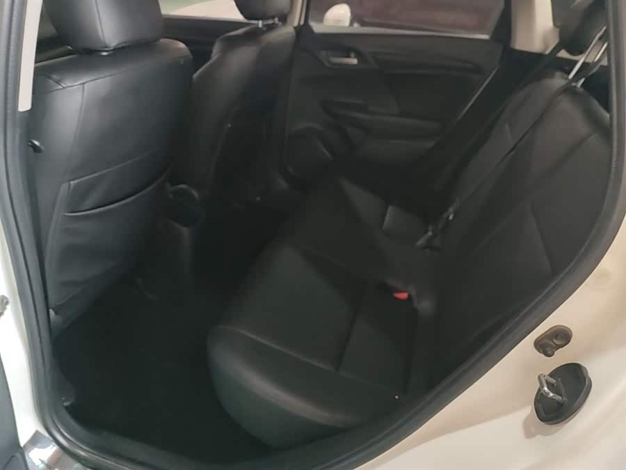Honda Fit 2018 — фото 17