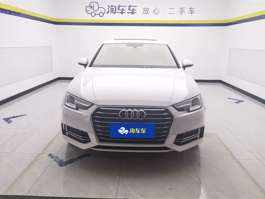 Audi A4L 2019