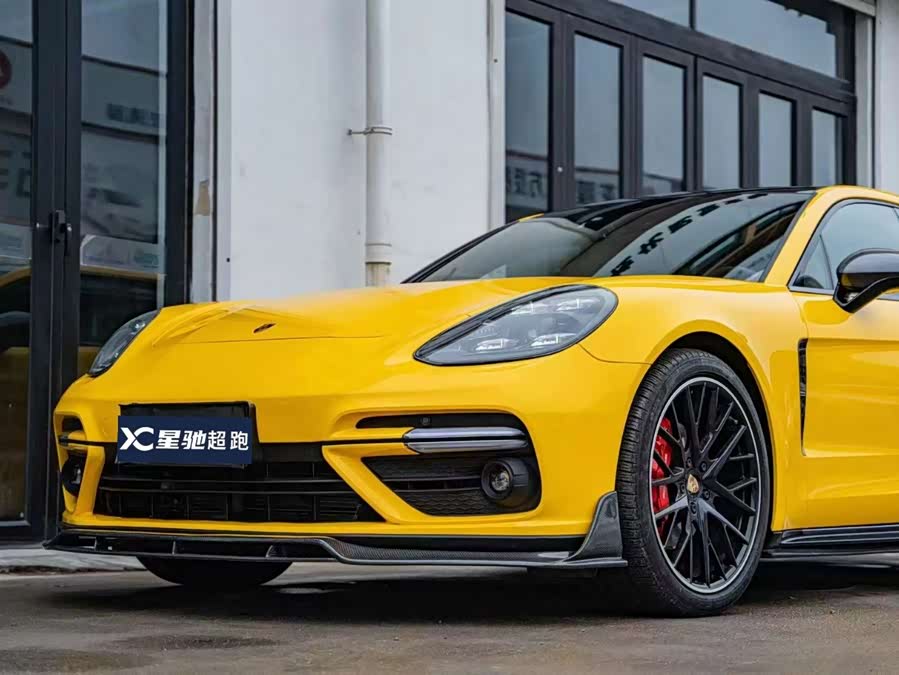 Porsche Panamera 2019