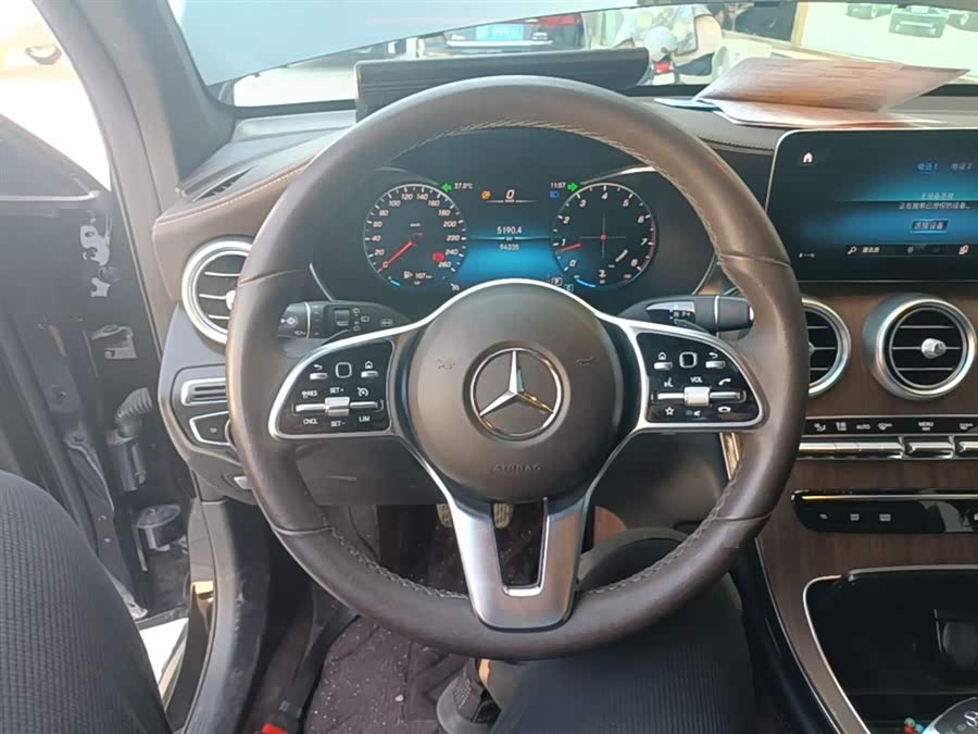 Mercedes-Benz GLC 2021 — фото 11