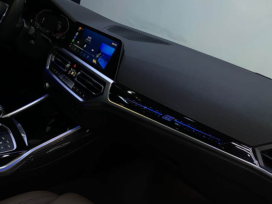 BMW 3 Series 2021