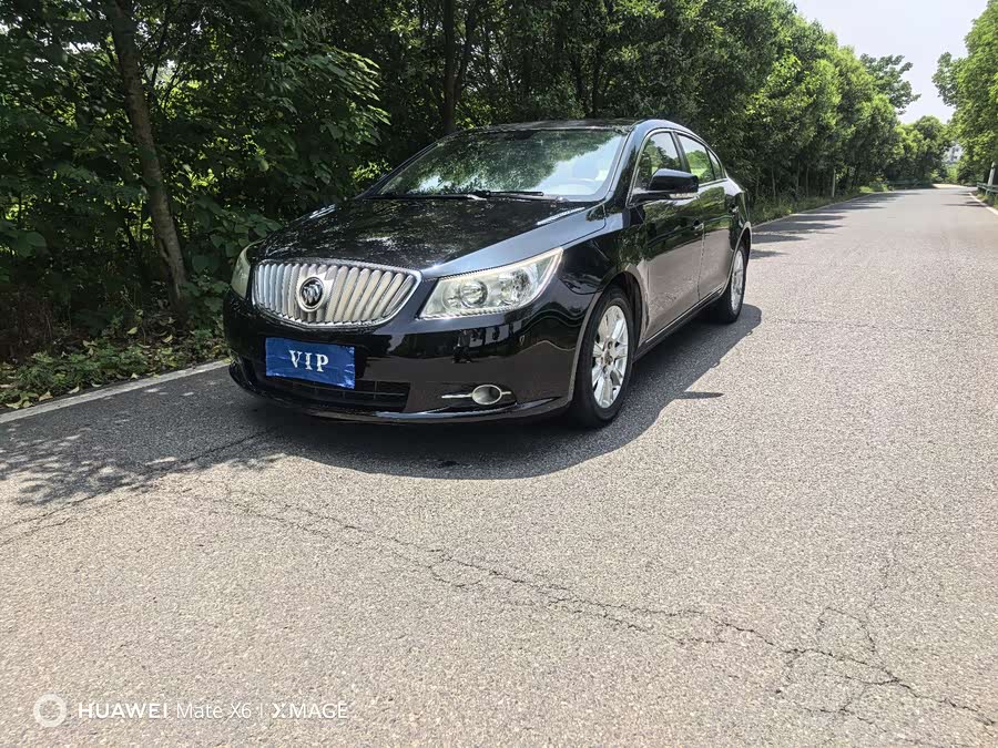Buick LaCrosse 2012