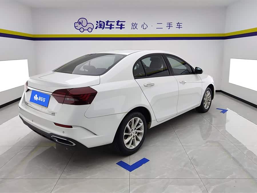 Geely Emgrand 2021