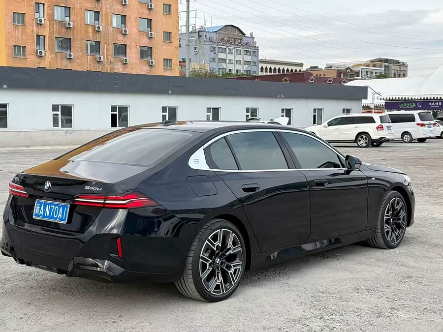 BMW 5 Series 2025
