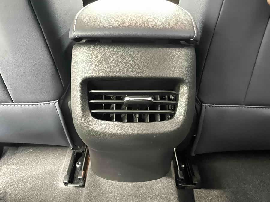 Chevrolet Cruze 2023 — фото 11