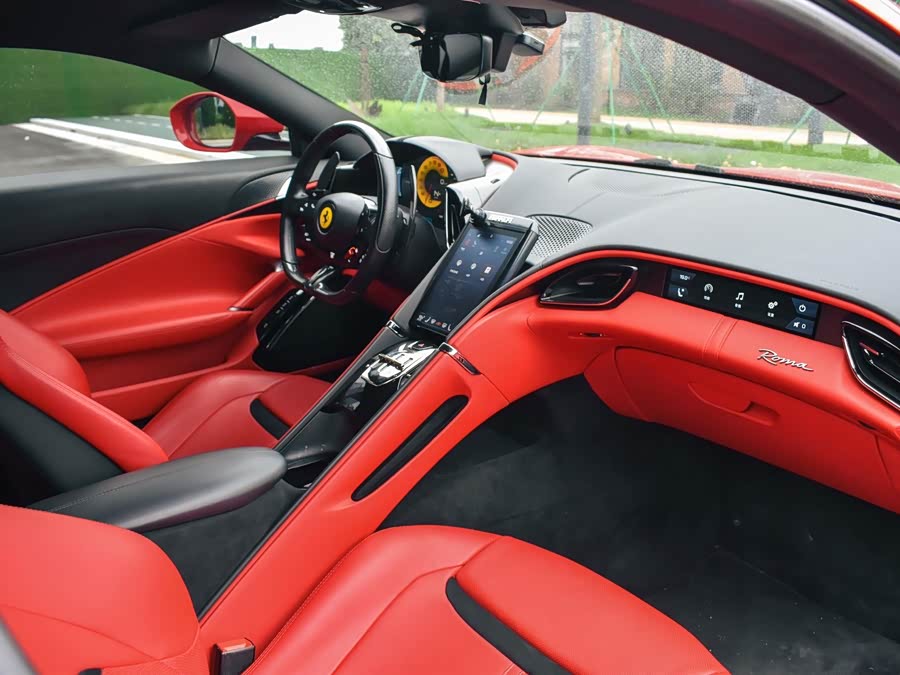 Ferrari Roma 2020