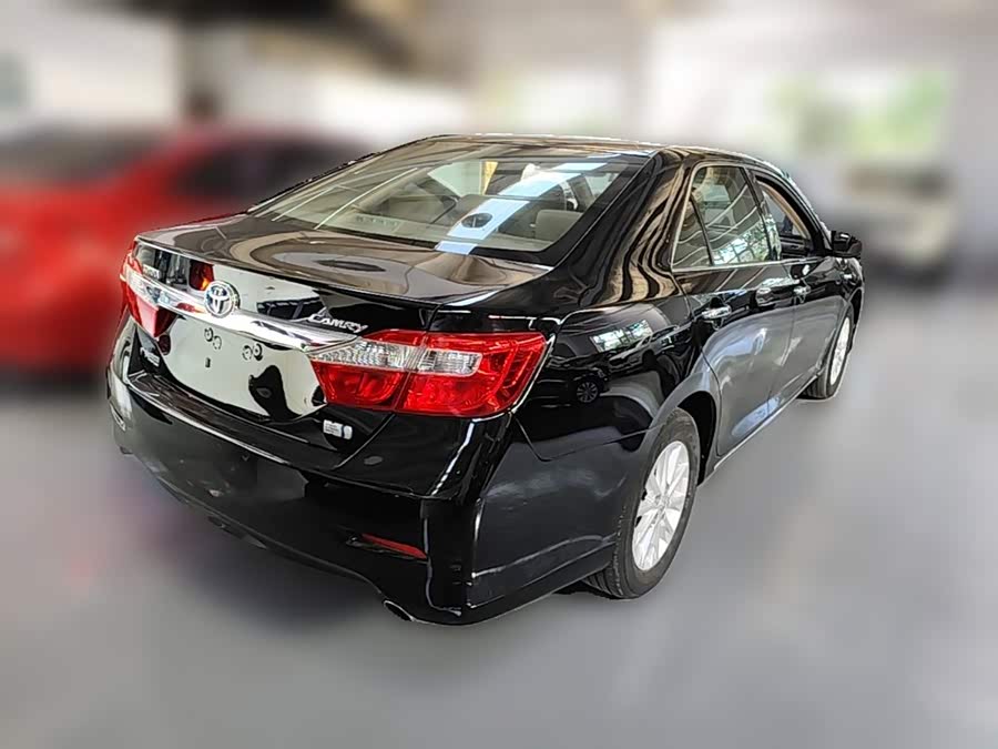 Toyota Camry 2012 — фото 12
