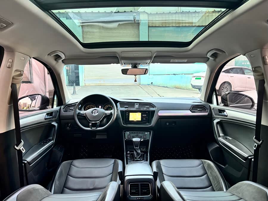 Volkswagen Tiguan L 2019 — фото 13