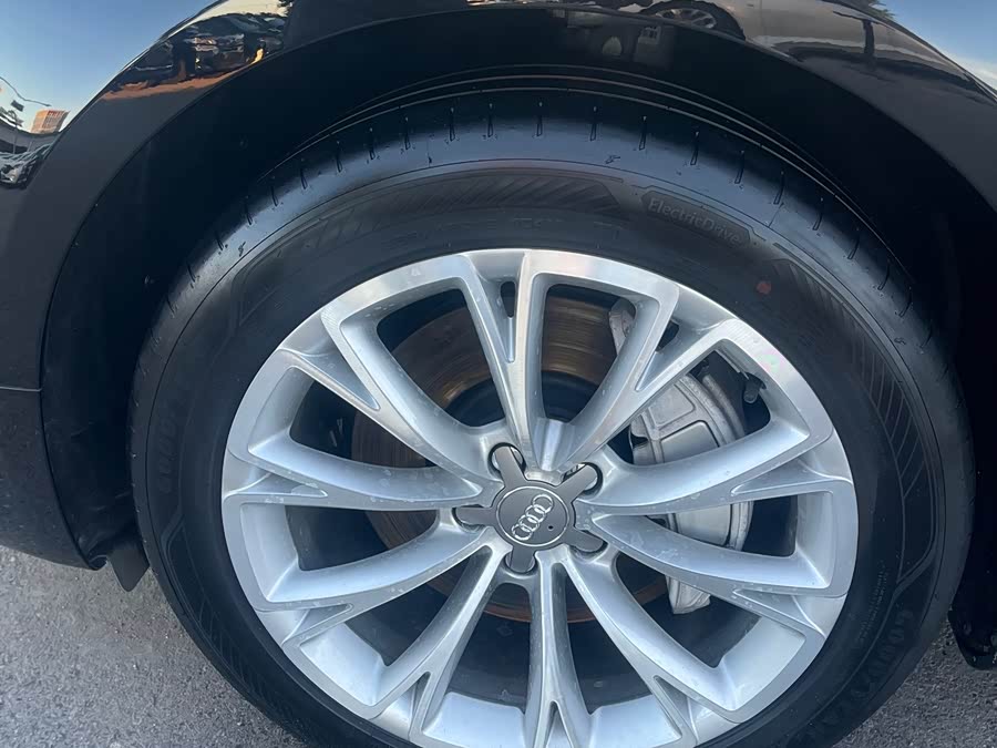 Audi A8 2016
