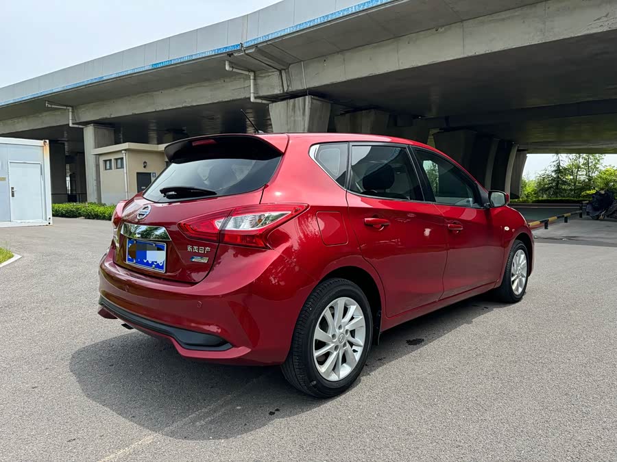 Nissan Tiida 2016