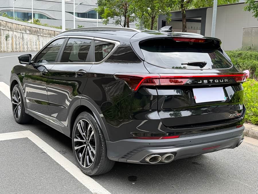 Jetour Jietu X70 PLUS 2021 — фото 15