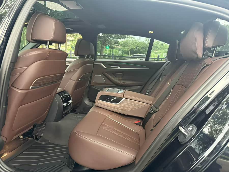 BMW 5 Series 2022