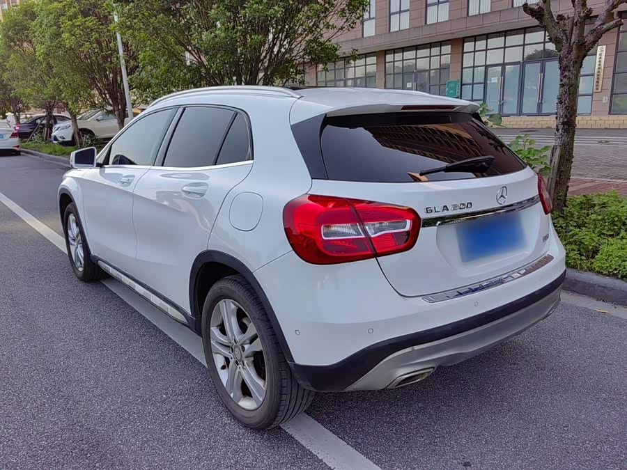 Mercedes-Benz GLA 2016 — фото 15