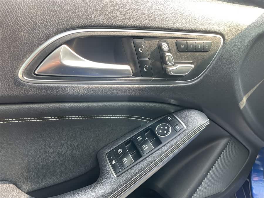 Mercedes-Benz GLA 2018 — фото 22