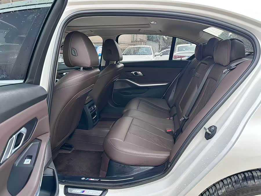 BMW 3 Series 2023
