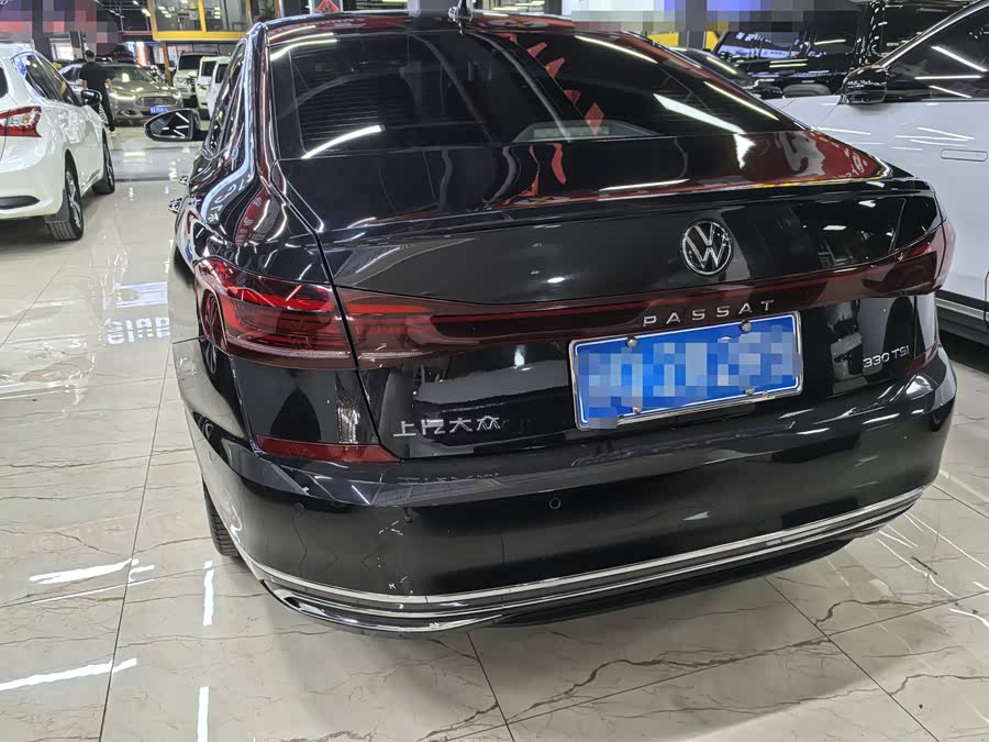 Volkswagen Passat 2022