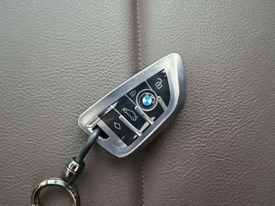 BMW X1 2020 — фото 18