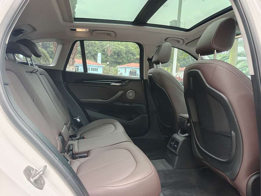 BMW X1 2022 — фото 14